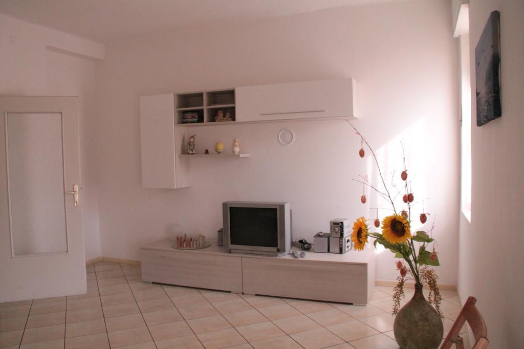 Casa Vacanze Claudette Arco Esterno foto